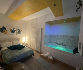 Le Plaisir Luxury Room con vasca idromassaggio